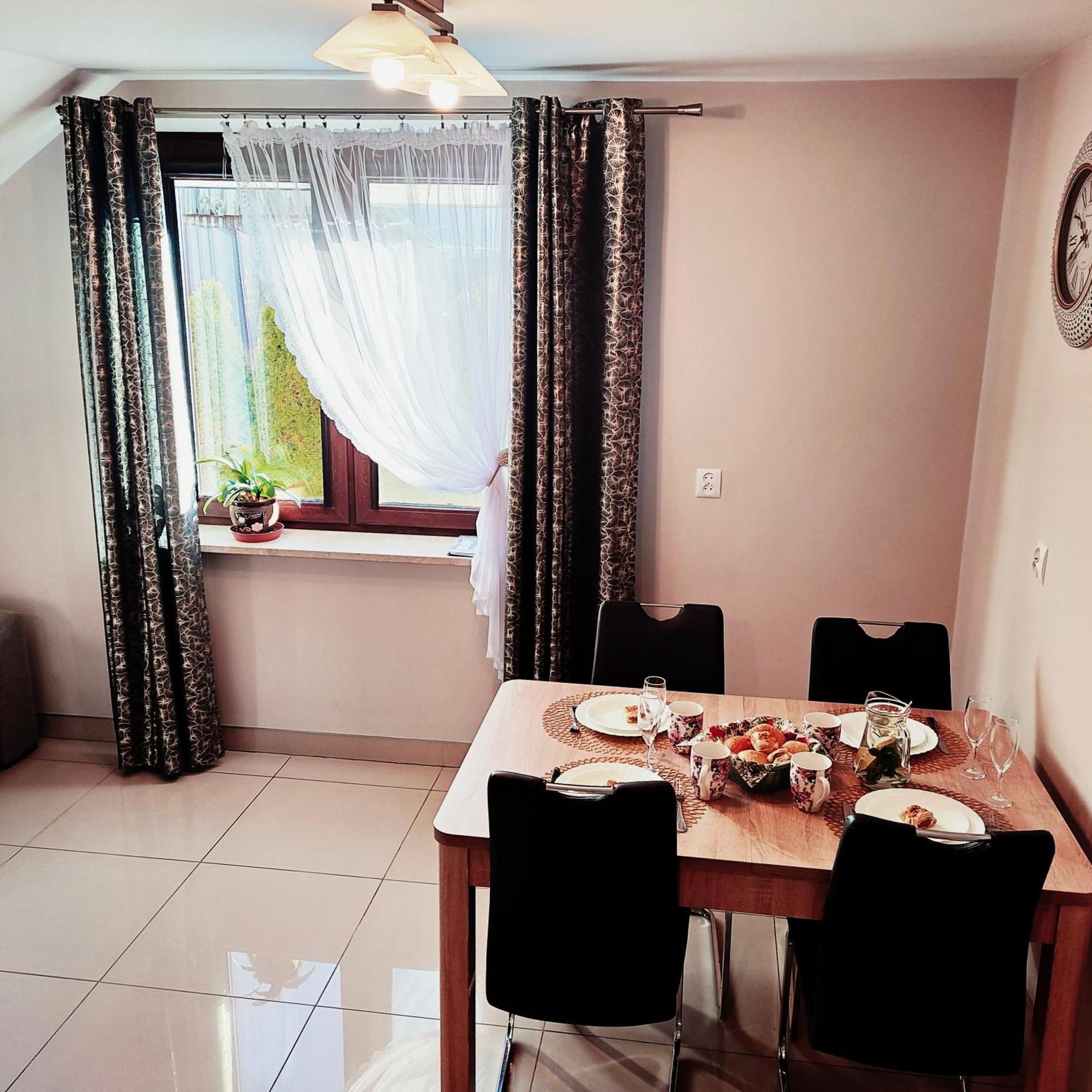 Apartamenty U Maksa Krzywcza Exterior foto